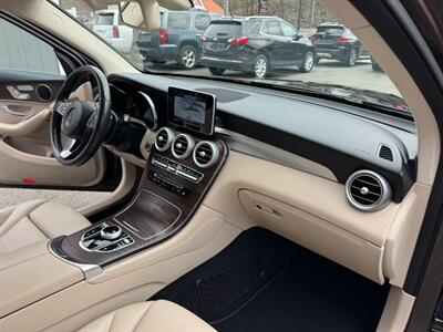 2018 Mercedes-Benz GLC 300 4MATIC   - Photo 48 - Rockaway, NJ 07866