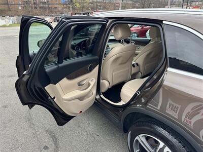 2018 Mercedes-Benz GLC 300 4MATIC   - Photo 31 - Rockaway, NJ 07866
