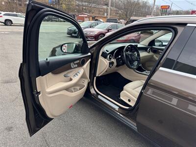 2018 Mercedes-Benz GLC 300 4MATIC   - Photo 16 - Rockaway, NJ 07866