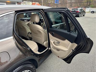 2018 Mercedes-Benz GLC 300 4MATIC   - Photo 38 - Rockaway, NJ 07866