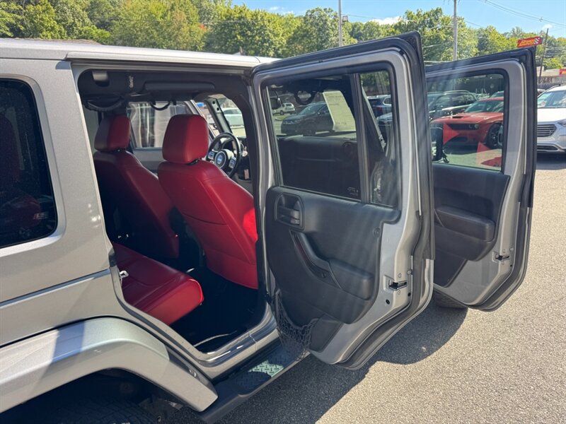 2017 Jeep Wrangler Unlimited Smoky Mountain - Photo 28 - Rockaway, NJ 07866