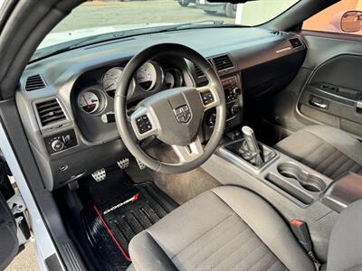 2011 Dodge Challenger R/T   - Photo 19 - Rockaway, NJ 07866