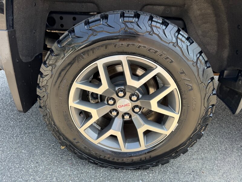 2016 GMC Canyon SLE - Photo 13 - Rockaway, NJ 07866