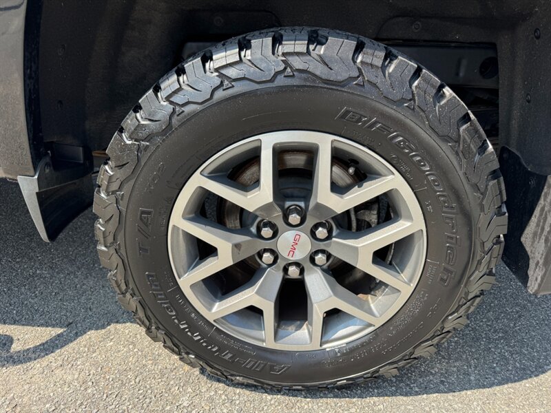 2016 GMC Canyon SLE - Photo 12 - Rockaway, NJ 07866