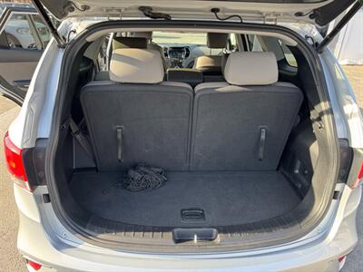 2017 Hyundai Santa Fe SE   - Photo 39 - Rockaway, NJ 07866