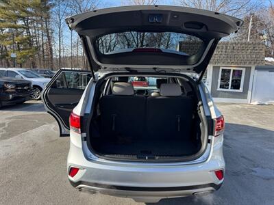 2017 Hyundai Santa Fe SE   - Photo 38 - Rockaway, NJ 07866