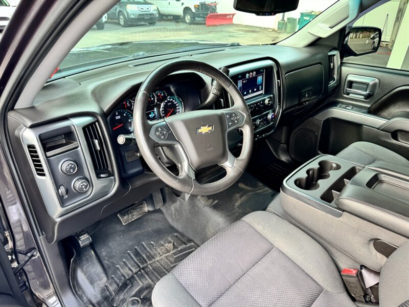 2015 Chevrolet Silverado 1500 LT photo 17