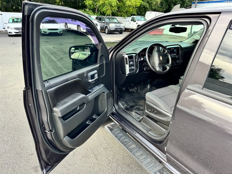 2015 Chevrolet Silverado 1500 LT photo 15