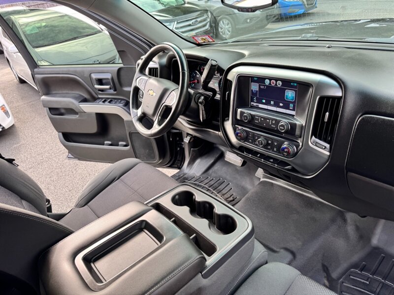 2015 Chevrolet Silverado 1500 LT photo 41
