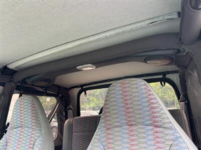 1998 Jeep Wrangler Sport   - Photo 35 - Rockaway, NJ 07866