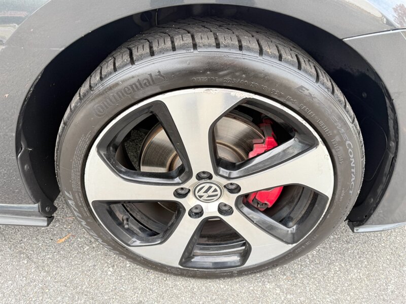 2015 Volkswagen Golf GTI S  AUTOBAHN - Photo 11 - Rockaway, NJ 07866