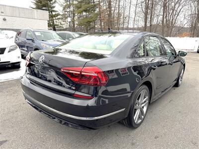 2018 Volkswagen Passat 2.0T R-Line - Photo 5 - Rockaway, NJ 07866