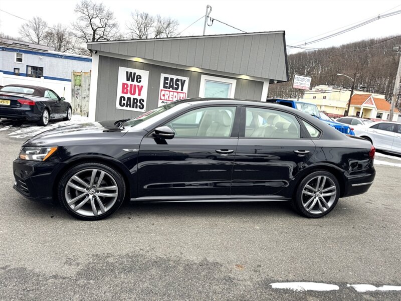 2018 Volkswagen Passat 2.0T R-Line - Photo 8 - Rockaway, NJ 07866