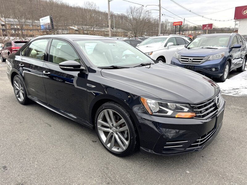 2018 Volkswagen Passat 2.0T R-Line - Photo 3 - Rockaway, NJ 07866