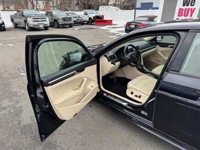 2018 Volkswagen Passat 2.0T R-Line - Photo 17 - Rockaway, NJ 07866