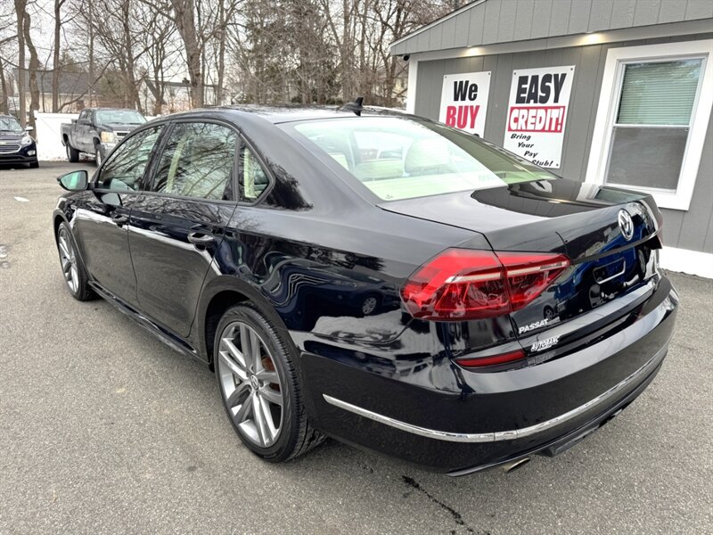 2018 Volkswagen Passat 2.0T R-Line - Photo 7 - Rockaway, NJ 07866