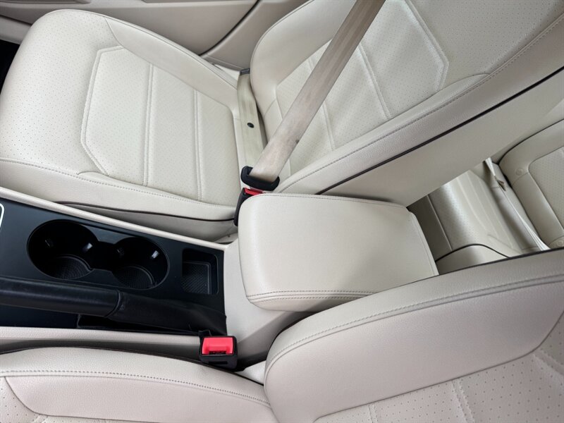 2018 Volkswagen Passat 2.0T R-Line - Photo 31 - Rockaway, NJ 07866
