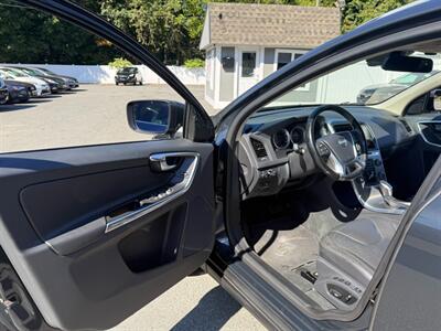 2013 Volvo XC60 3.2   - Photo 14 - Rockaway, NJ 07866