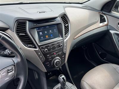 2017 Hyundai Santa Fe SE   - Photo 29 - Rockaway, NJ 07866