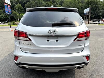 2017 Hyundai Santa Fe SE   - Photo 6 - Rockaway, NJ 07866