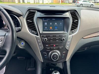 2017 Hyundai Santa Fe SE   - Photo 28 - Rockaway, NJ 07866