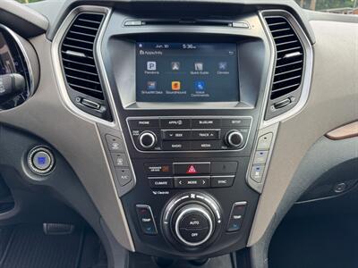 2017 Hyundai Santa Fe SE   - Photo 30 - Rockaway, NJ 07866