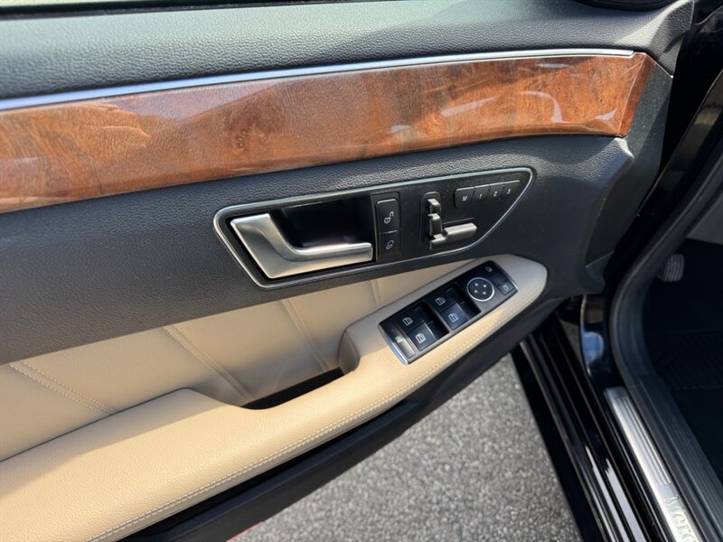 2012 Mercedes-Benz E 350 Sport 4MATIC - Photo 19 - Rockaway, NJ 07866