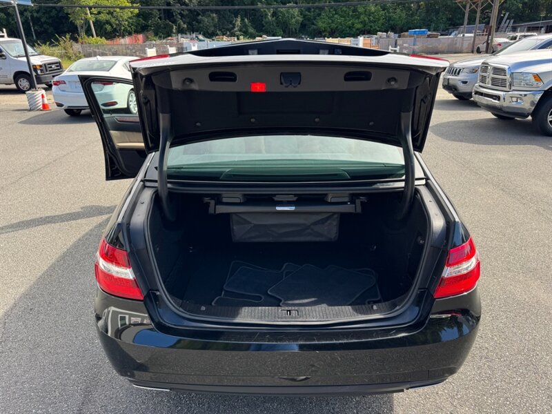 2012 Mercedes-Benz E 350 Sport 4MATIC - Photo 44 - Rockaway, NJ 07866
