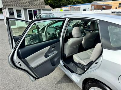 2014 Toyota Prius v Two   - Photo 30 - Rockaway, NJ 07866
