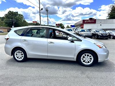 2014 Toyota Prius v Two   - Photo 5 - Rockaway, NJ 07866