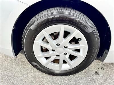 2014 Toyota Prius v Two   - Photo 11 - Rockaway, NJ 07866