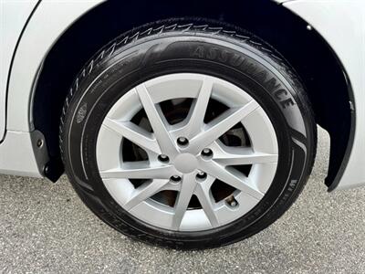 2014 Toyota Prius v Two   - Photo 12 - Rockaway, NJ 07866