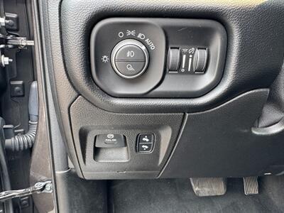 2019 RAM 1500 Laramie - Photo 32 - Rockaway, NJ 07866