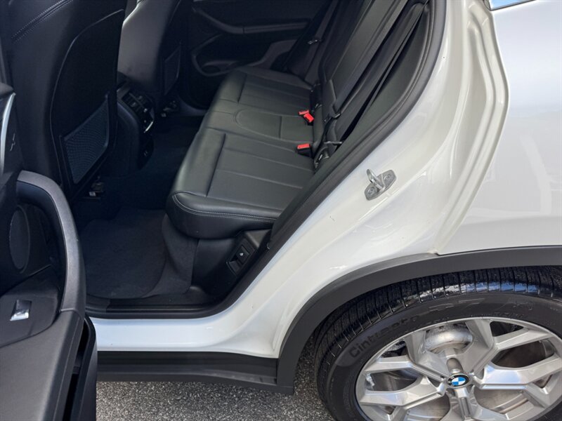 2022 BMW X3 30i - Photo 37