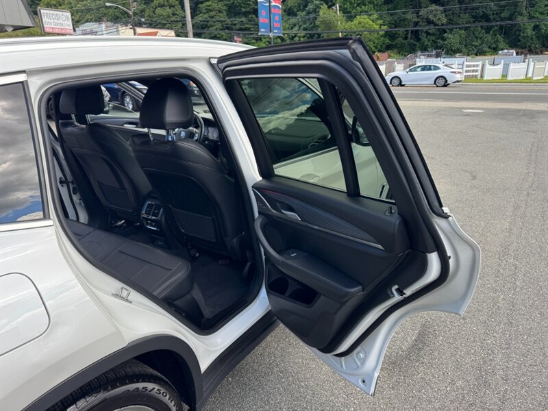 2022 BMW X3 30i - Photo 43