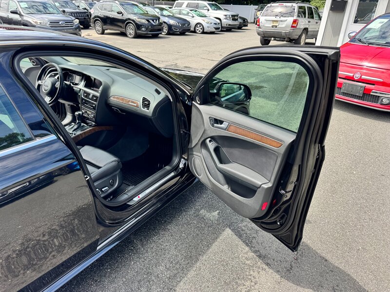 2015 Audi A4 2.0T Quattro Premium Plus photo 34