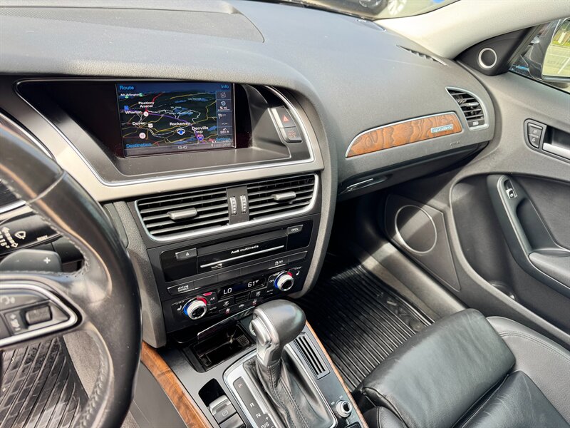 2015 Audi A4 2.0T Quattro Premium Plus photo 18