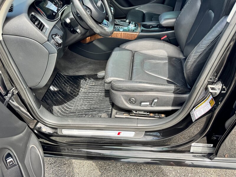 2015 Audi A4 2.0T Quattro Premium Plus photo 10