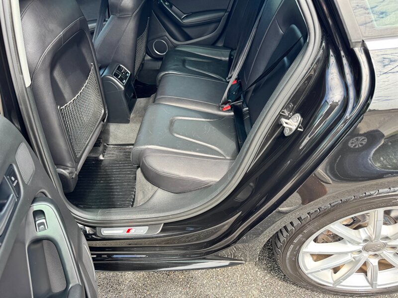 2015 Audi A4 2.0T Quattro Premium Plus photo 24