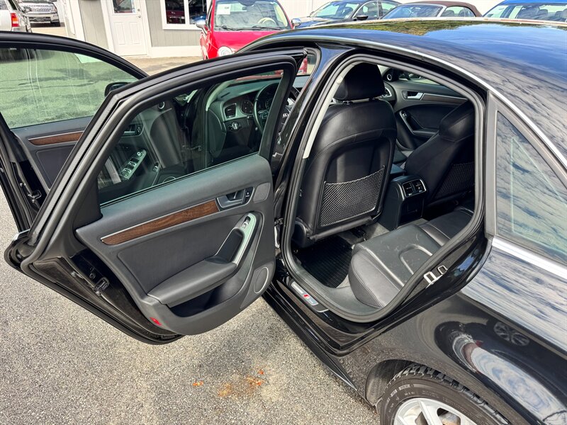 2015 Audi A4 2.0T Quattro Premium Plus photo 23