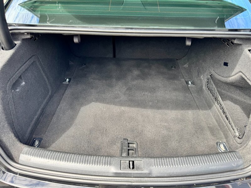 2015 Audi A4 2.0T Quattro Premium Plus photo 29