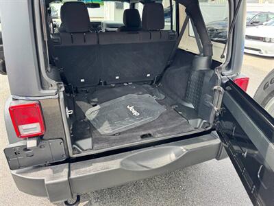 2017 Jeep Wrangler Sport S   - Photo 31 - Rockaway, NJ 07866