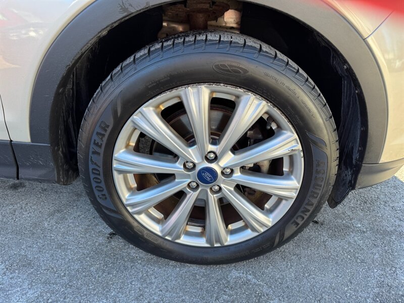 2017 Ford Escape Titanium - Photo 12 - Rockaway, NJ 07866