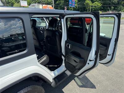 2022 Jeep Wrangler Sahara  UNLIMITED - Photo 51 - Rockaway, NJ 07866