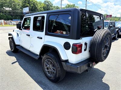 2022 Jeep Wrangler Sahara  UNLIMITED - Photo 9 - Rockaway, NJ 07866
