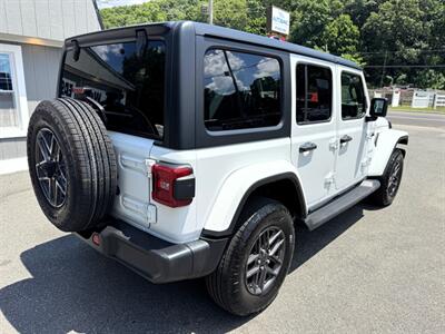 2022 Jeep Wrangler Sahara  UNLIMITED - Photo 7 - Rockaway, NJ 07866