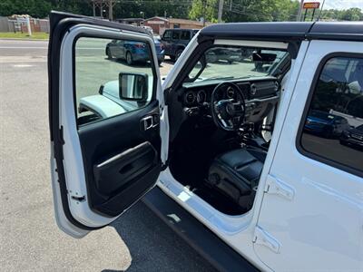 2022 Jeep Wrangler Sahara  UNLIMITED - Photo 23 - Rockaway, NJ 07866