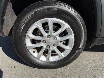 2021 Jeep Grand Cherokee Laredo E   - Photo 14 - Rockaway, NJ 07866