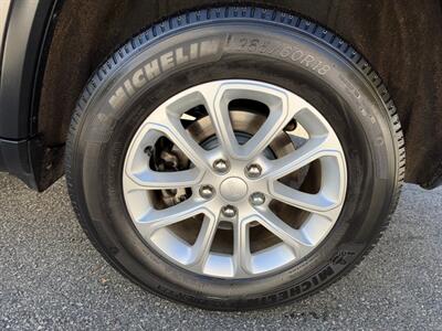 2021 Jeep Grand Cherokee Laredo E   - Photo 13 - Rockaway, NJ 07866