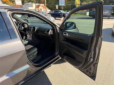 2021 Jeep Grand Cherokee Laredo E   - Photo 49 - Rockaway, NJ 07866